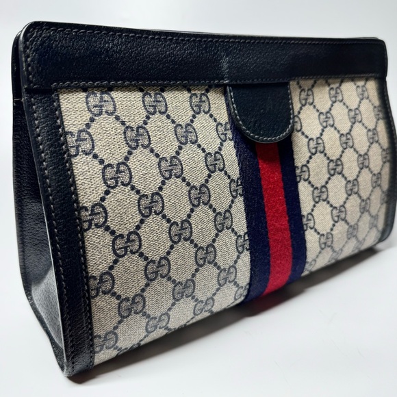 GUCCI GG monogram supreme vintage Clutch - Picture 7 of 14